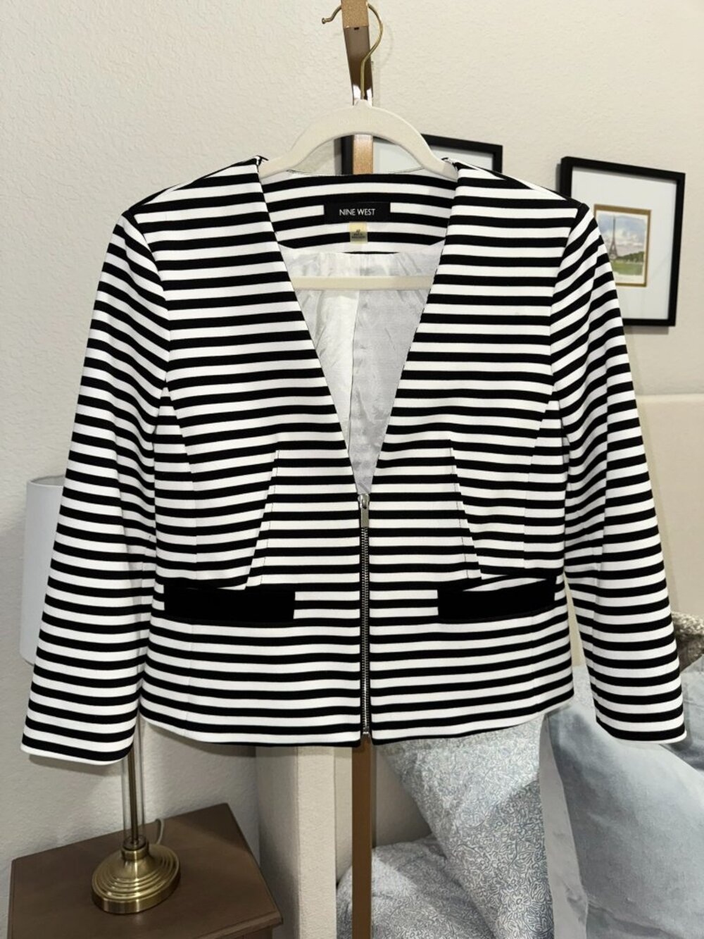 Nine West Black & White Striped Structured Jacket | Size 4P | Zip Front Career B